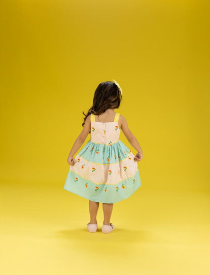 VESTIDO GIRASSOL-LANDIA FUNDO VERDE E ROSA